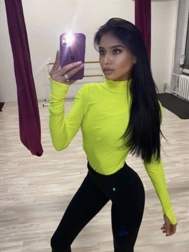 Escort Iona22, Bari id1993