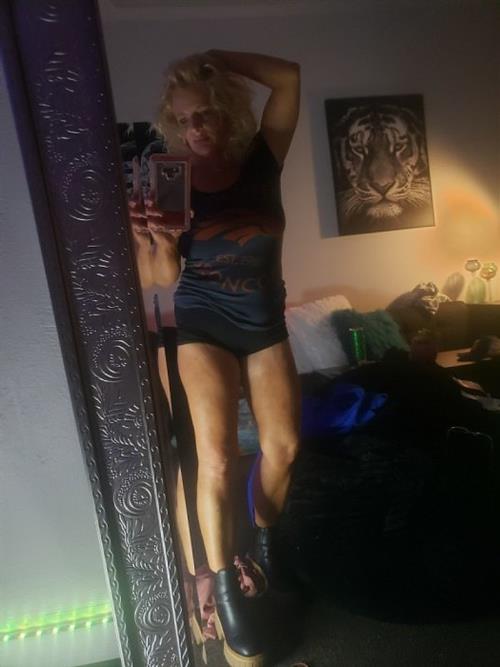 Porntida, vip donne in Messina id865